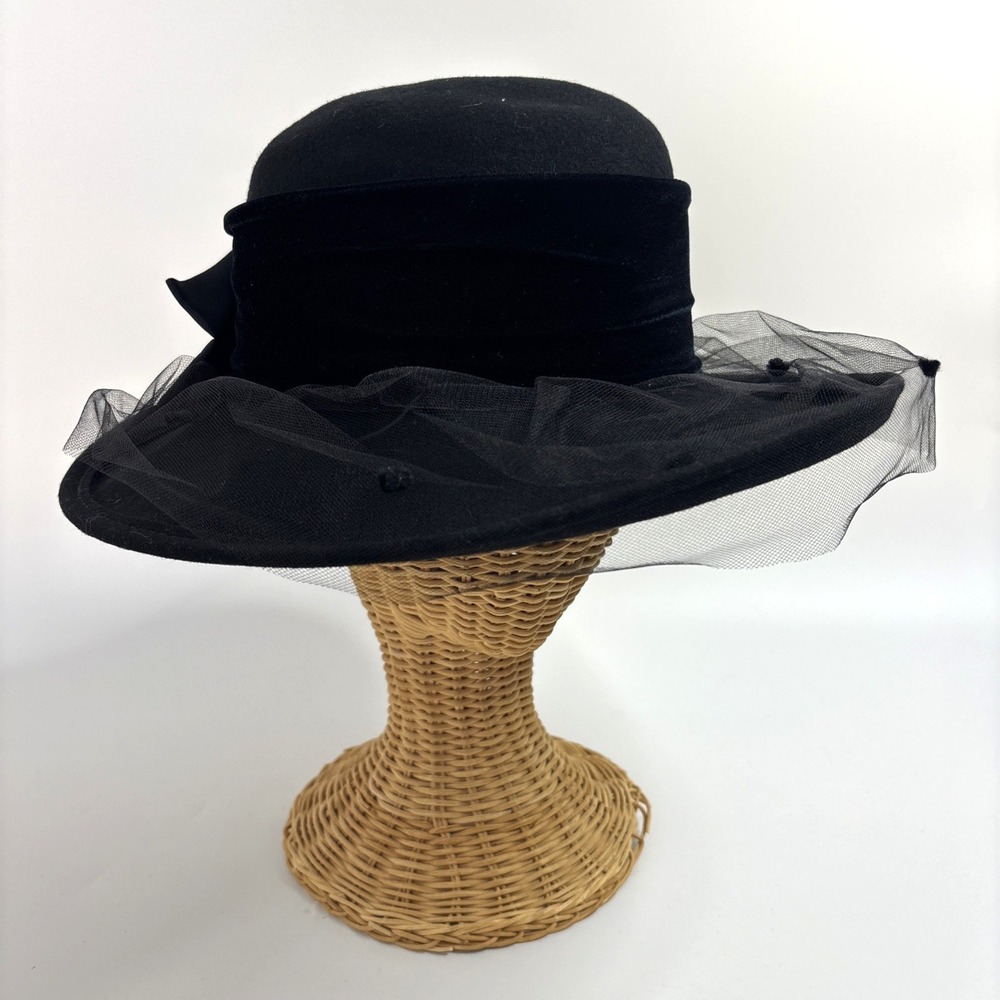 VTG Betmar Plaza Suite Black Wool Wide Brim Picture Hat Velvet Band Bow Netting